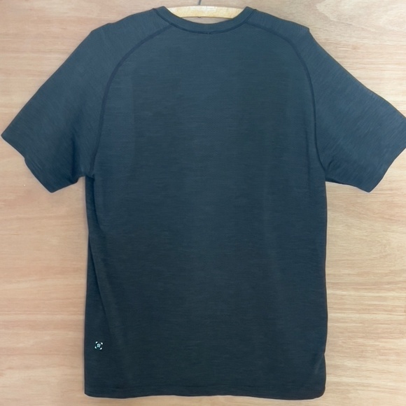 Lululemon Metal Vent Short Sleeve Crewneck Shirt L Get Outside Get Sweaty Gray - Picture 3 of 6